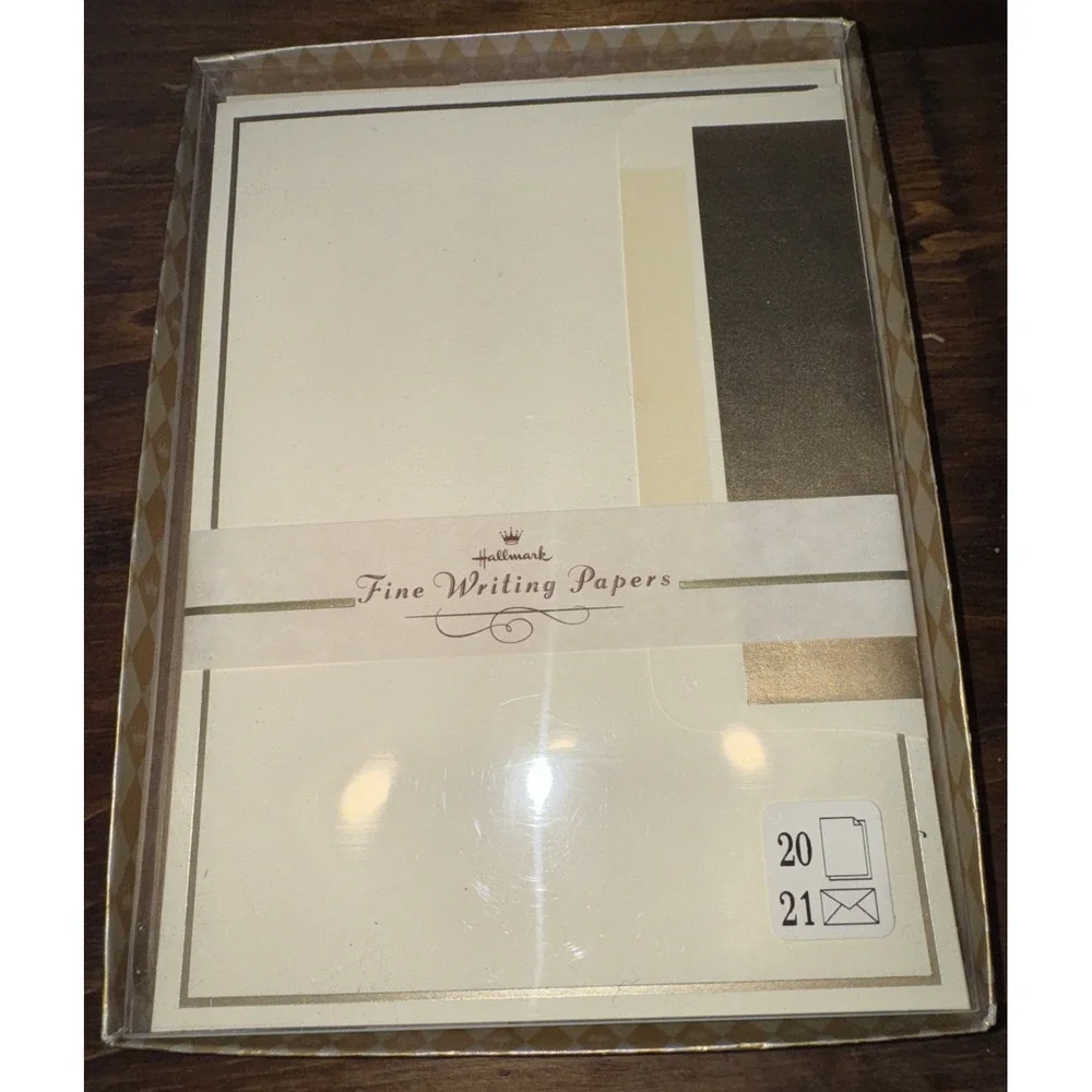 Vintage NOS Hallmark Fine Writing Papers With Envelopes Gold Embossed In Box